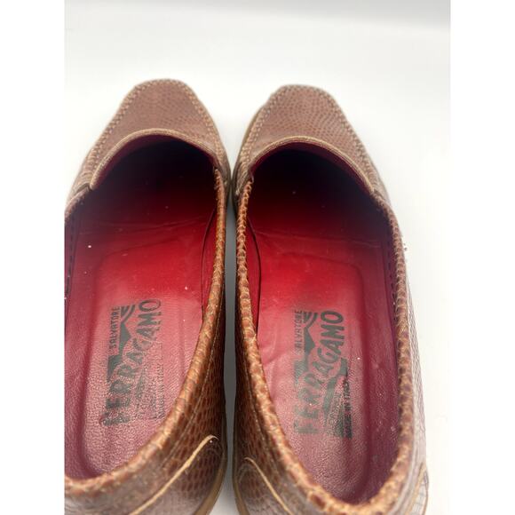 Salvatore Ferragamo Snakeskin Leather Loafers in Size 7 - Picture 5 of 7